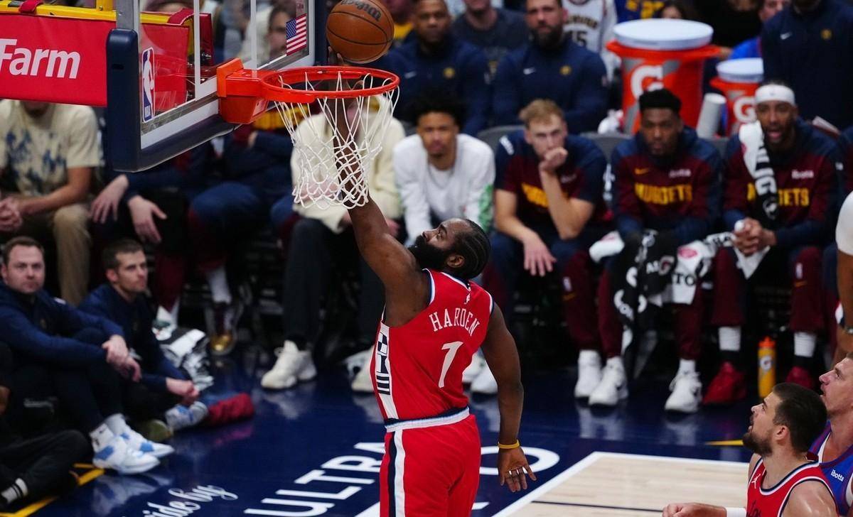 快船客场输球，莱昂纳德连续沉默