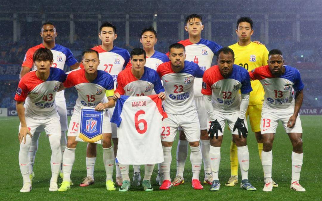 上海申花门将神勇扑救,助球队险胜保持领先的简单介绍 上海申花门将神勇扑救,助球队险胜保持领先的简单介绍