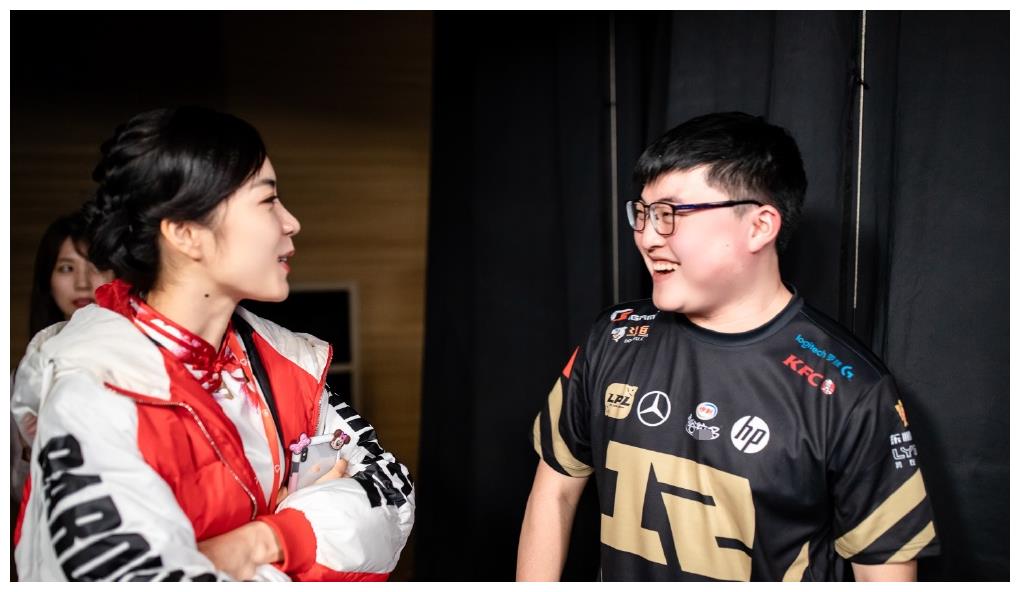 C9力克RNG，Zeus完成史诗逆转宿敌对决小组赛，点燃全场激情