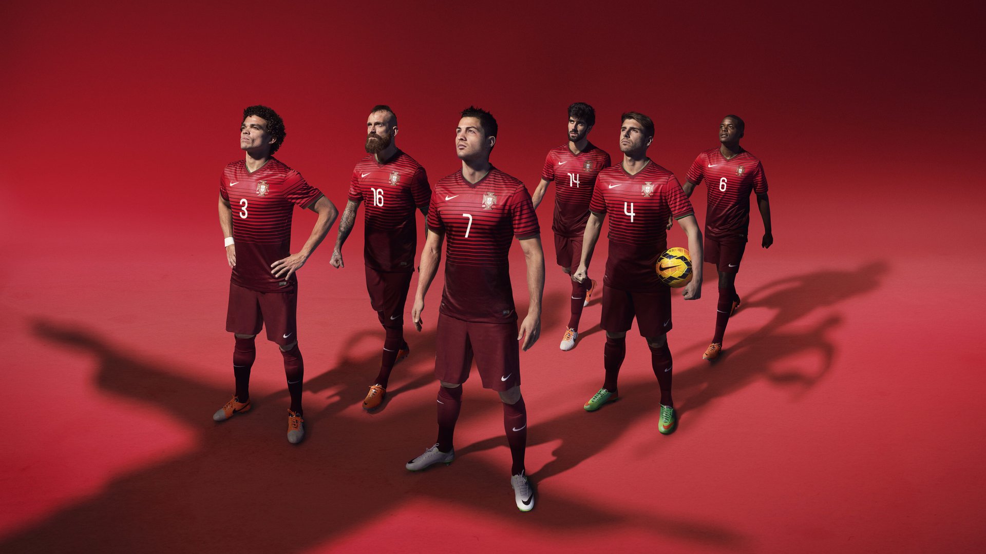 意甲焦点战启示录,从米兰双雄到京沪争霸,足球战术的跨大陆共鸣